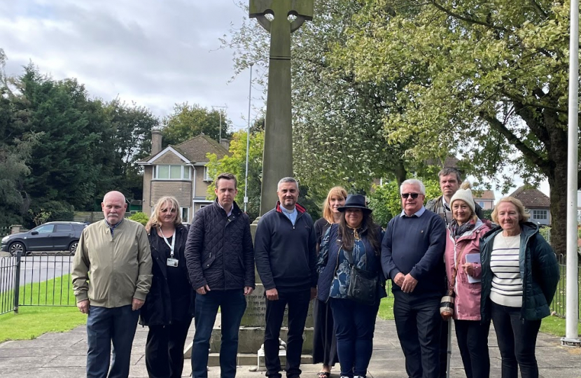 Tom Pursglove MP visit to Corby War Memorial with local residents and councillors 